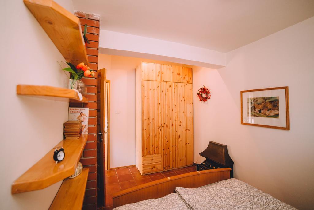 Holiday Home Castanea Praporcan Exterior photo